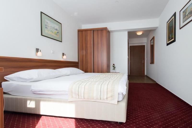 Hotel Nova Neum Extérieur photo